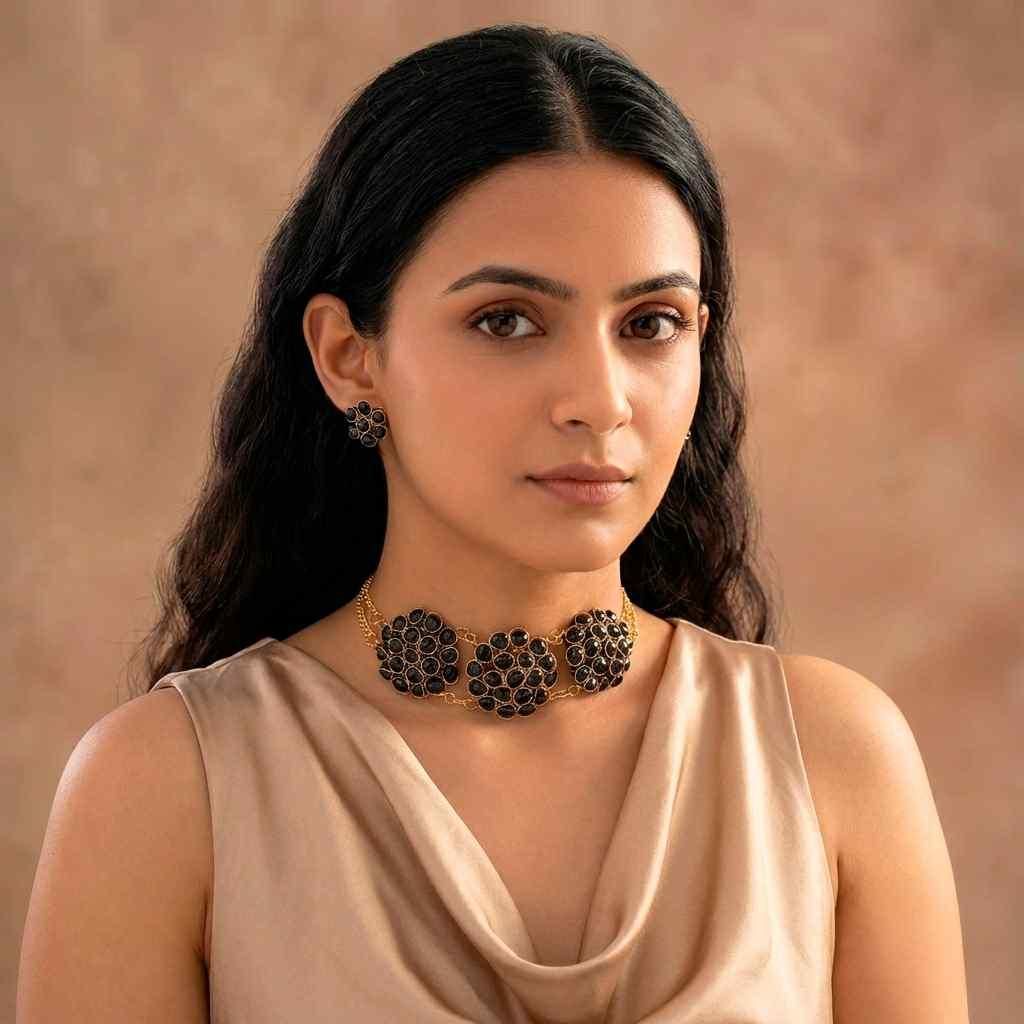 Black Crystal Set of Necklace and Earring (Pack of 1)