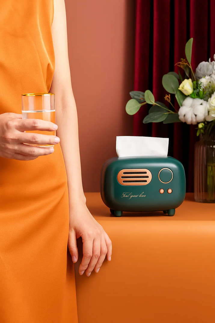RetroRadio™ Tissue Holder – Classic Vintage Design - Juggledrops